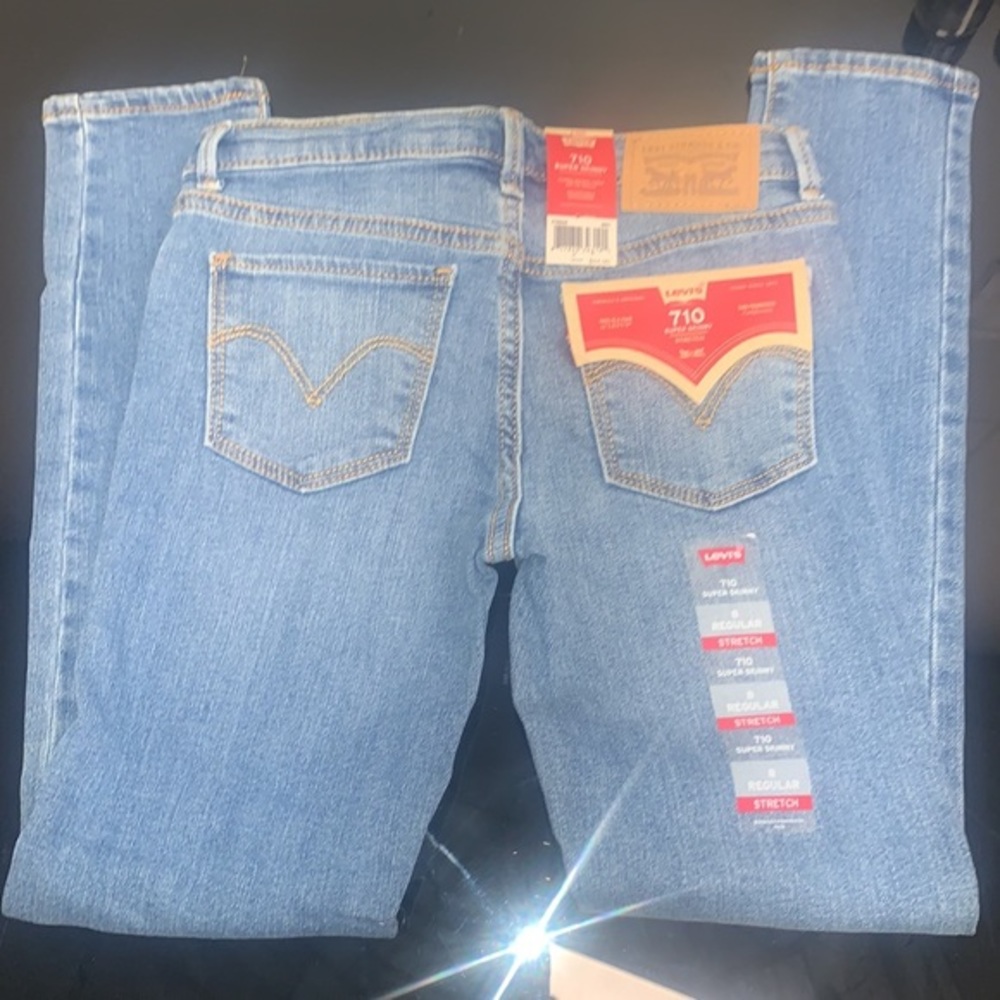NWT Levi 710 super skinny jeans 8 regular Girls